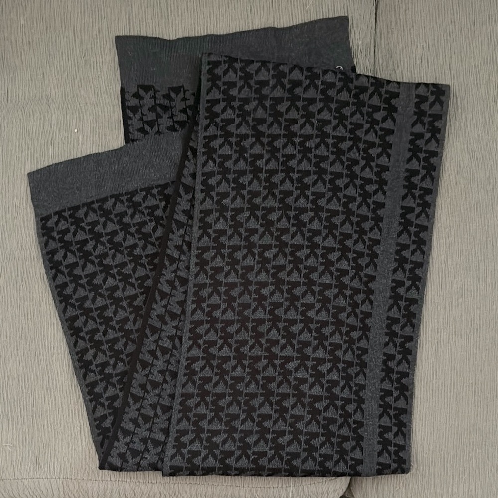 Black Patterned Michael Kors Scarf